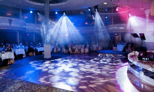 Banquet hall (dance floor)