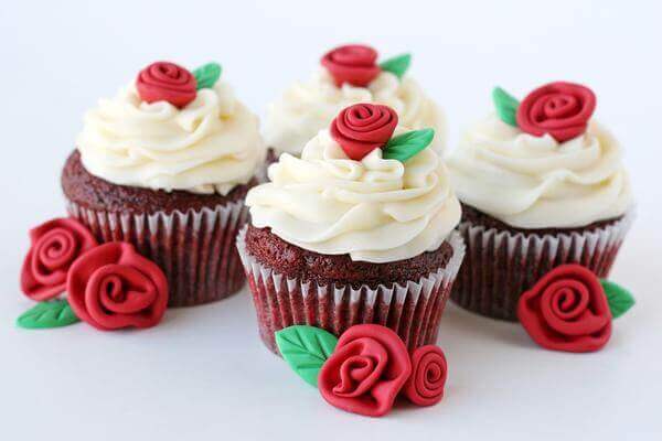 Red Velvet Cupcakes Roses